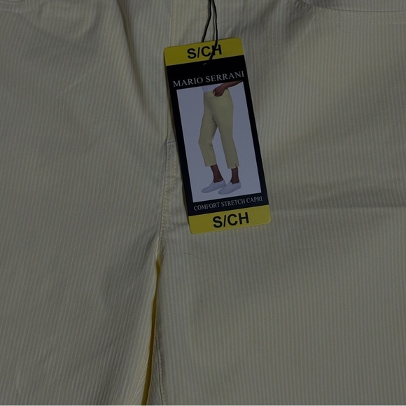 Mario Serrani Yellow & White Capri Pants size Small - Picture 7 of 11